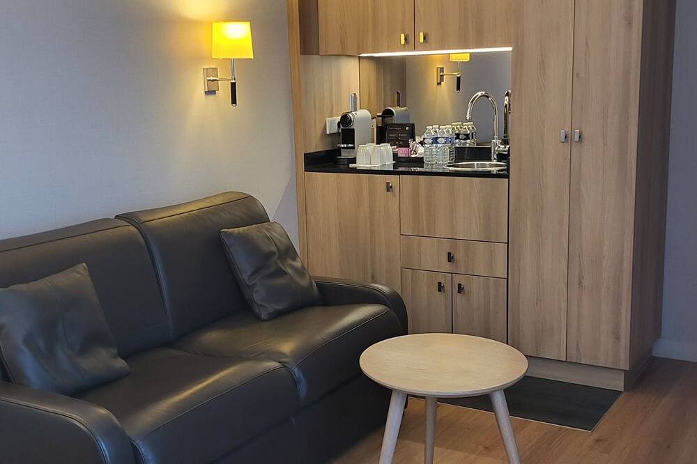 ホテル マグダ シャンゼリゼ 写真