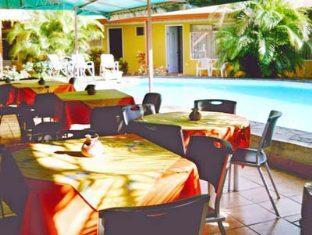 Hotel Puerta del Sol 写真