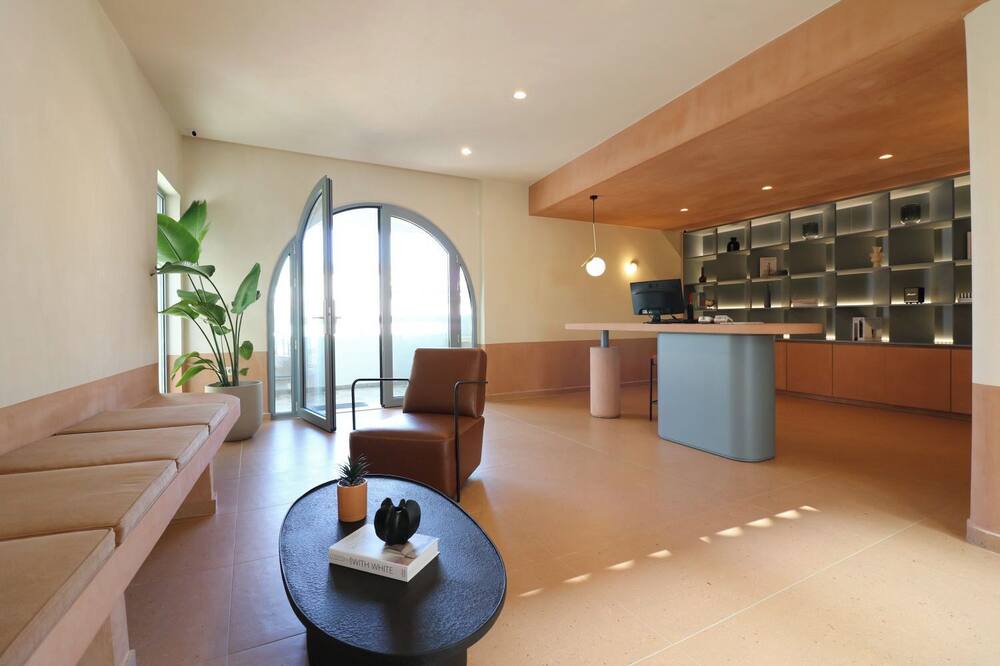 フィロクシニア アパートメンツ 写真