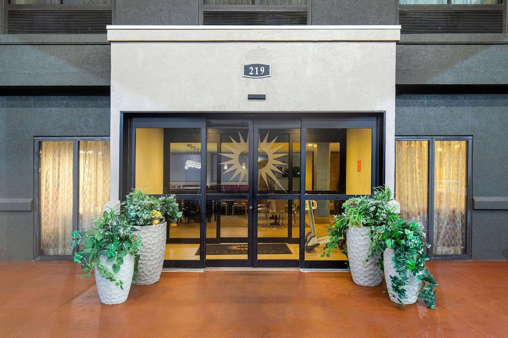 ラ キンタ イン バイ ウィンダム ピジョン フォージ - ドリーウッド 写真