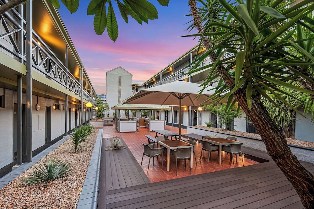 ステイ アット アリス スプリングス ホテル 写真