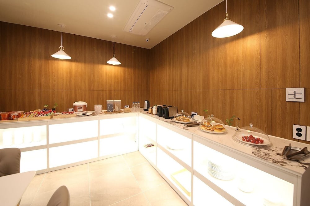 Brown Dot Hotel Sinan 写真