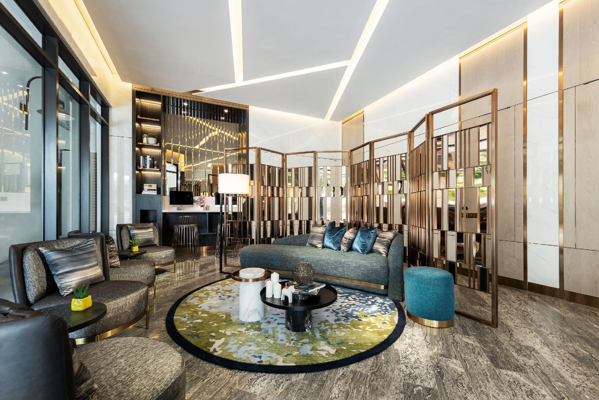 オーチャード グランド コート 写真