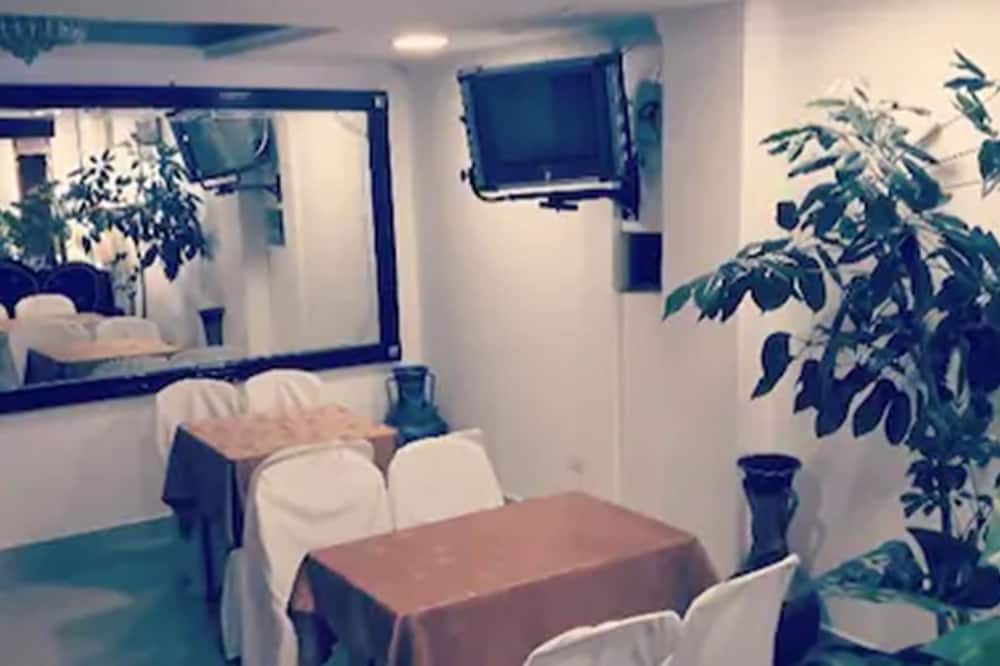 ホテル ブルー イン 写真