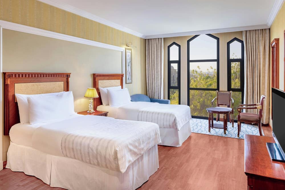 ル メリディアン マディーナ 写真