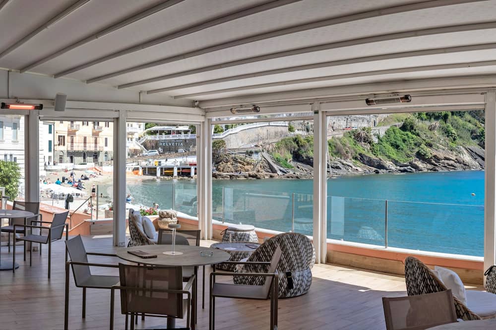 ホテル ミラマレ 写真