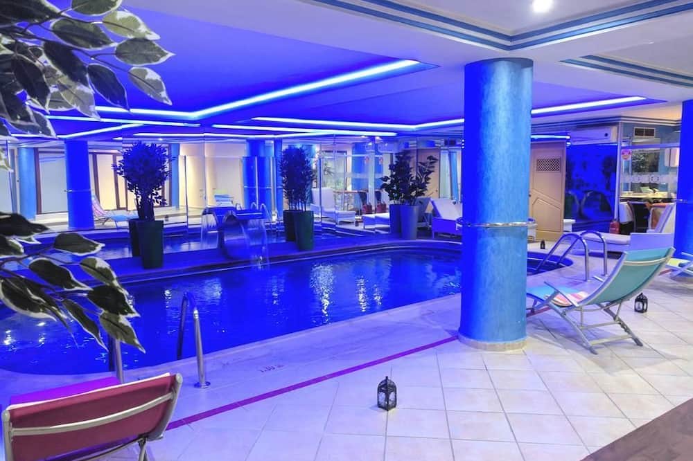 ホテル ラバト 写真