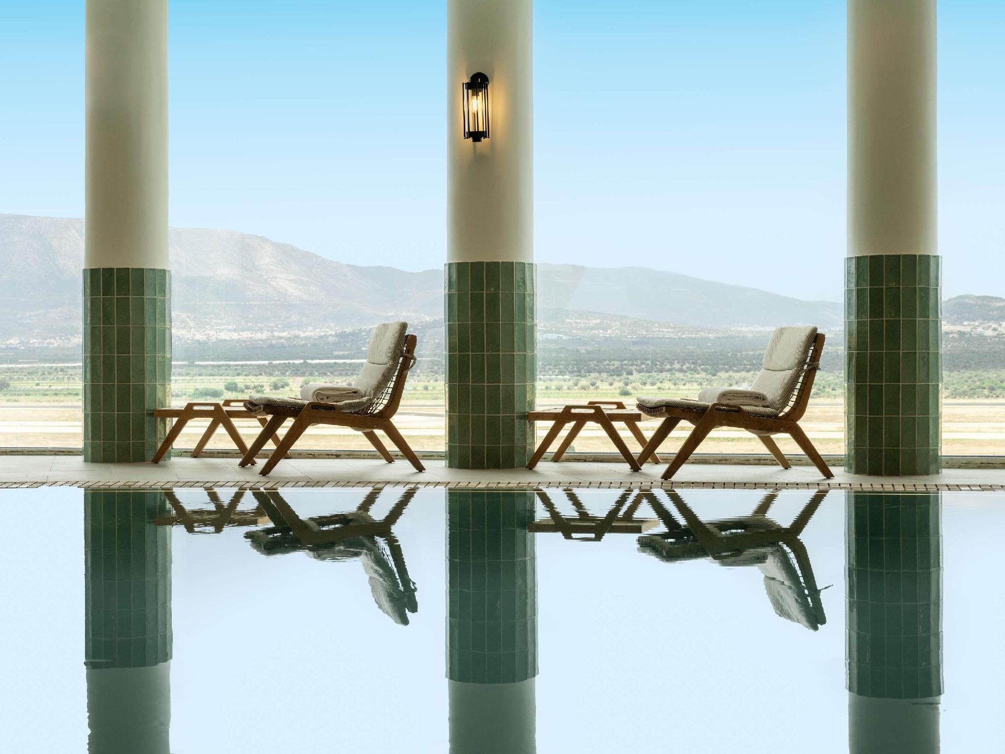 ソフィテル アテネ エアポート ホテル 写真