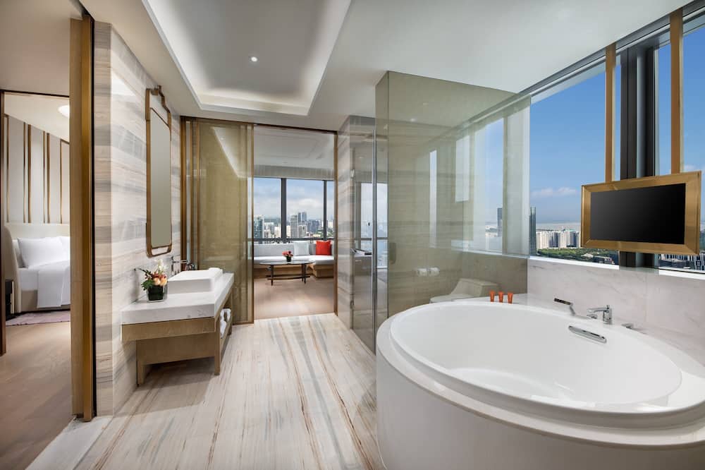 クラウン プラザ 深圳 南山 by IHG (深圳深〓皇冠假日酒店) 写真