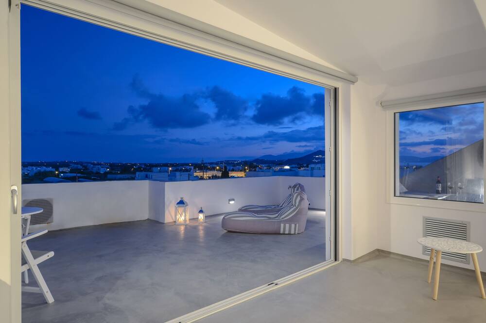 ザ セイント ヴラシス 写真