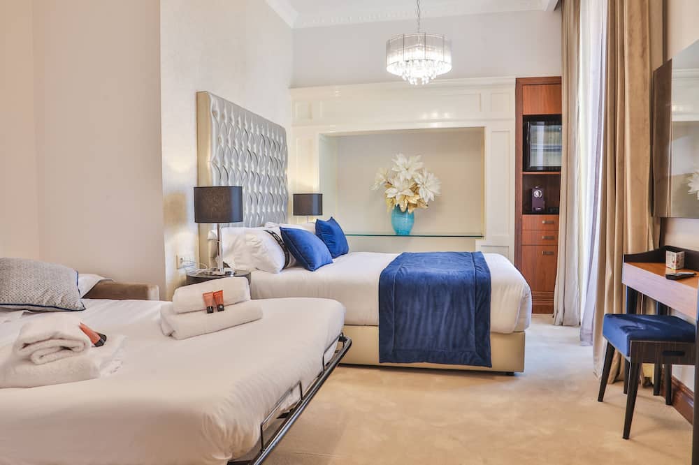 ホテル カジュアル ベル エポック 写真