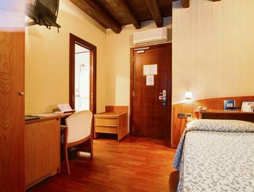 コロト ホテル 写真