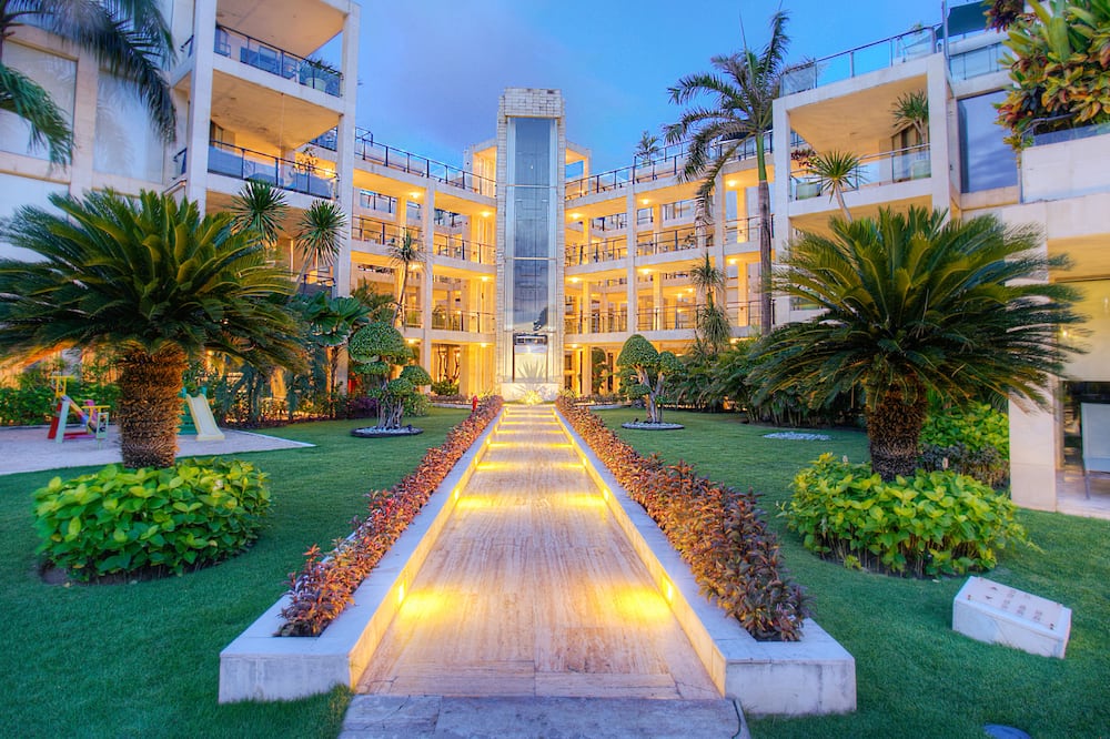 フラマエクスクルーシブ オーシャン ビーチ ホテル スミニャック 写真