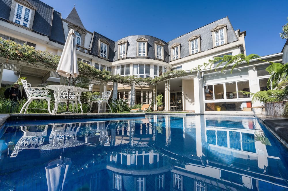 ホテル サン カルロス 写真