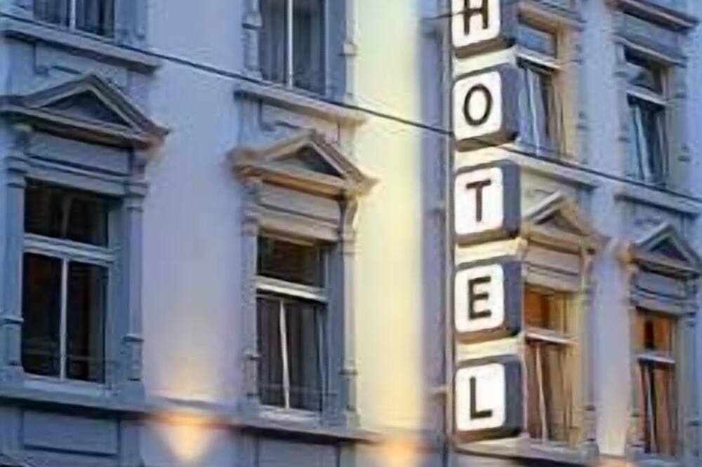 ホテル トパス 写真