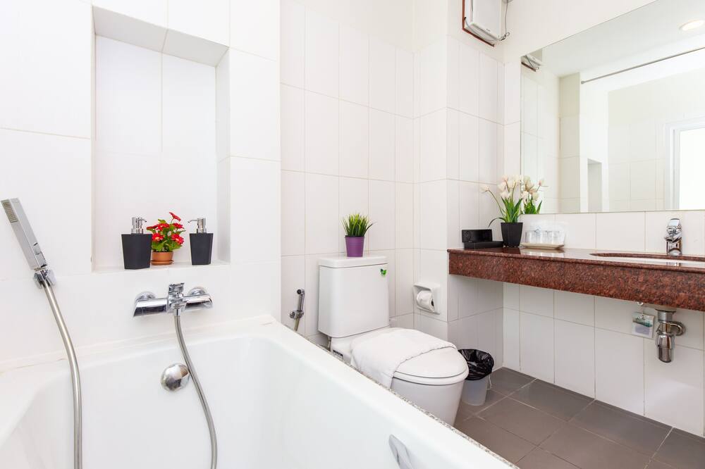 カンチャナブリ シティ ホテル 写真