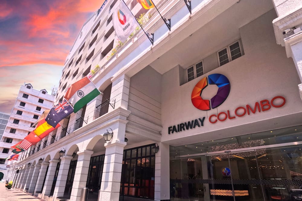 フェアウェイ コロンボ 写真