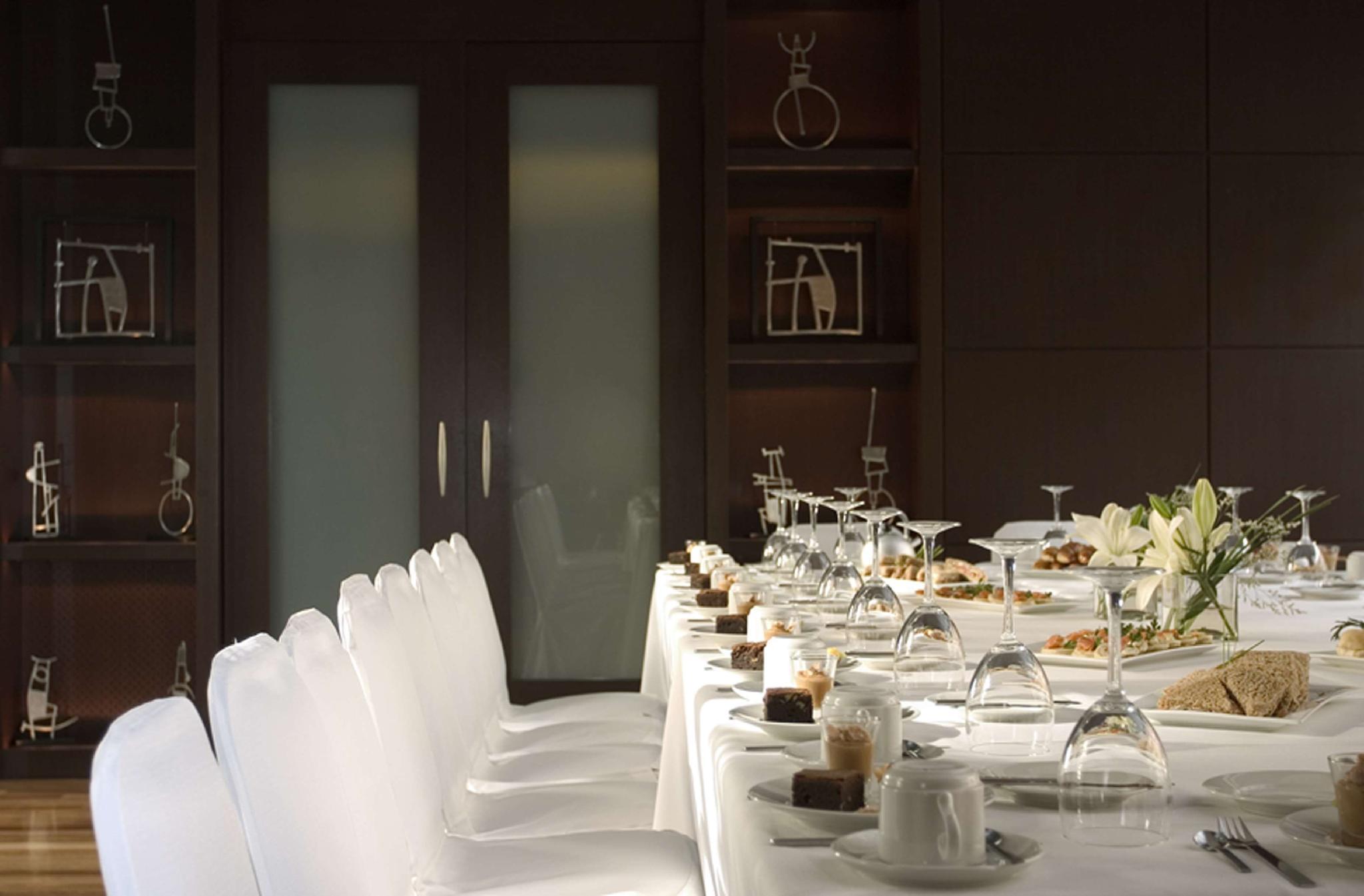 ホテル マデロ 写真