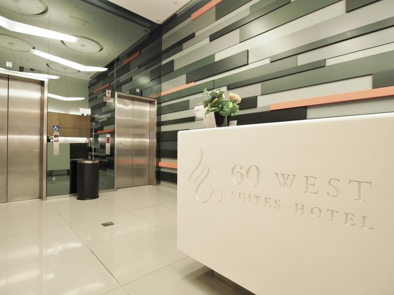 60 ウエスト 写真