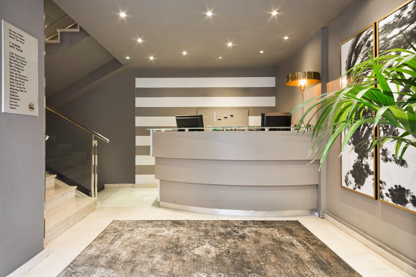 アクタ スプレンディド ホテル 写真