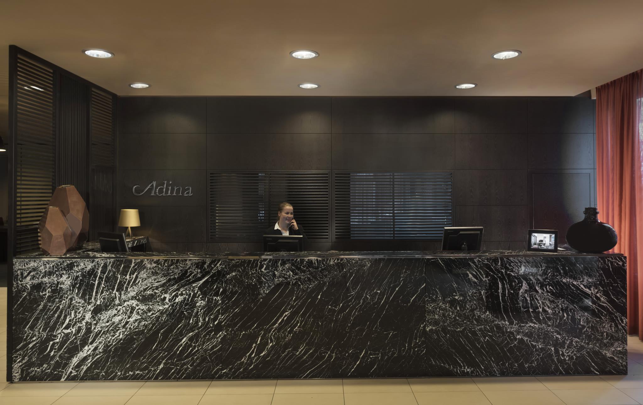 Adina Apartment Hotel Hamburg Michel 写真