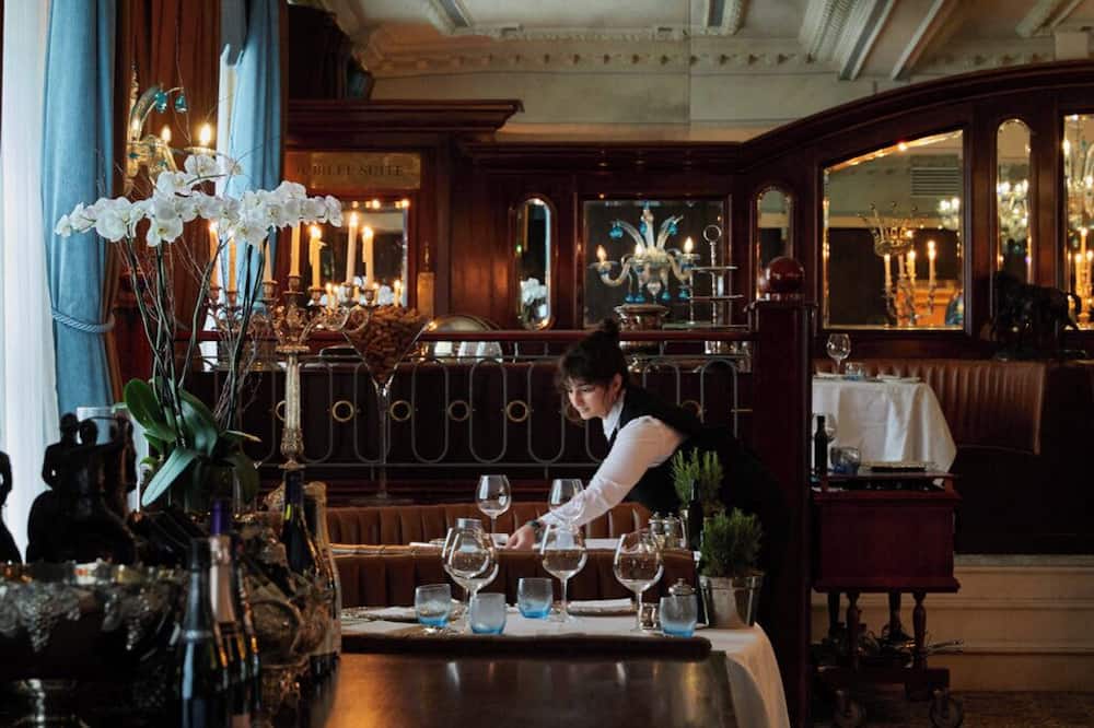 ルーベンス アット ザ パレス ホテル 写真