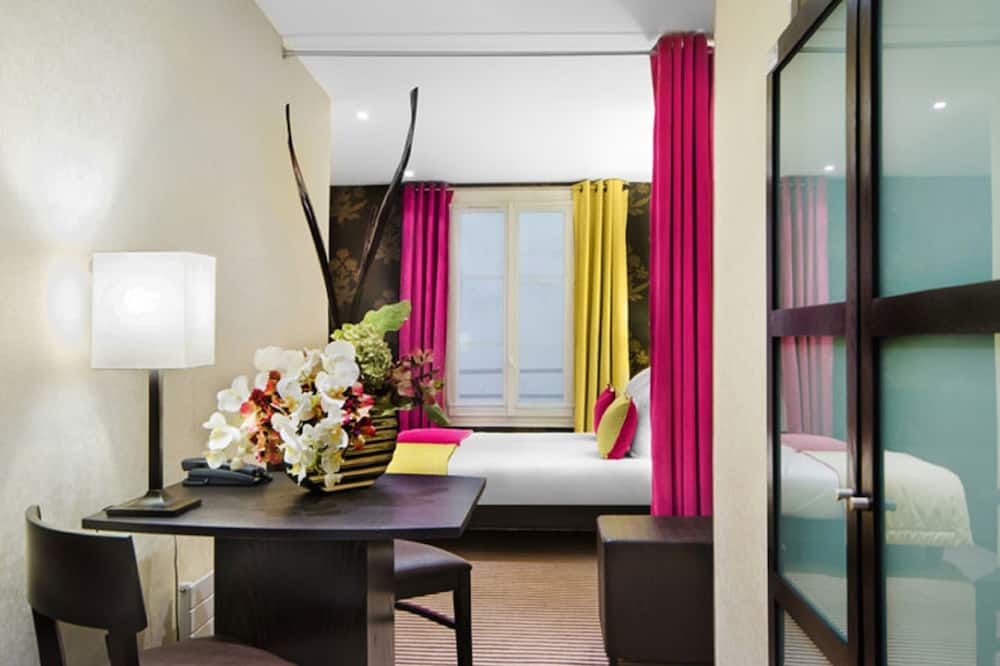 パックス オペラ ホテル 写真