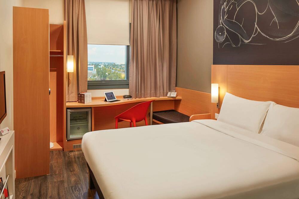 イビス アンカラ エアポート 写真