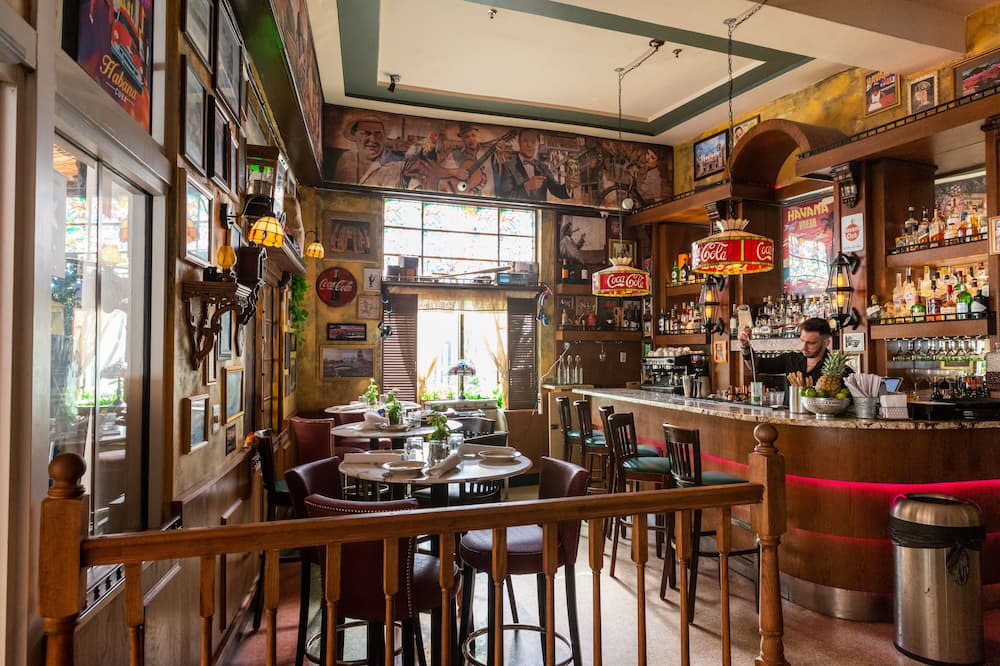 ホテル チェルシー 写真