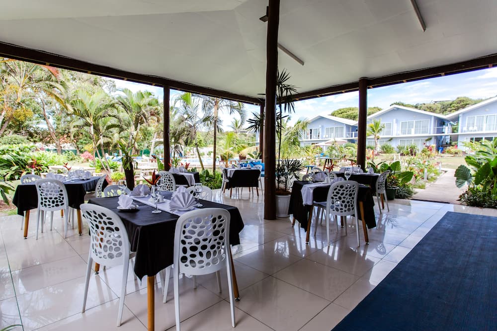 ブルー ウェスト ヴィラズ 写真