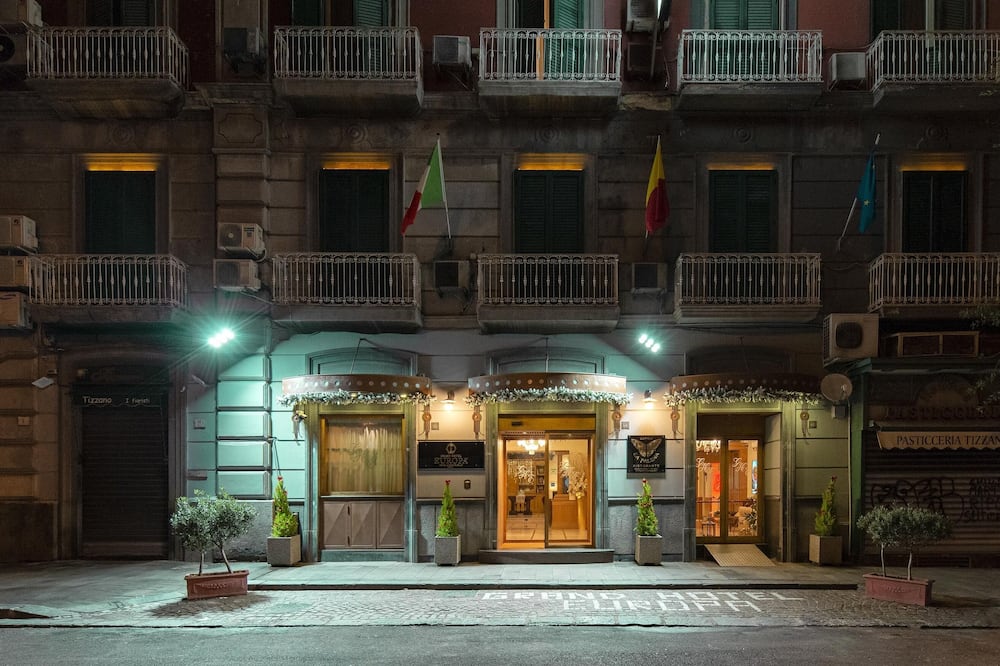 グランド ホテル ヨーロッパ 写真