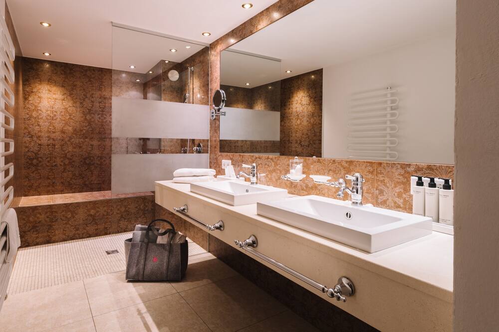 ホテル オーベルフォルストホフ 写真