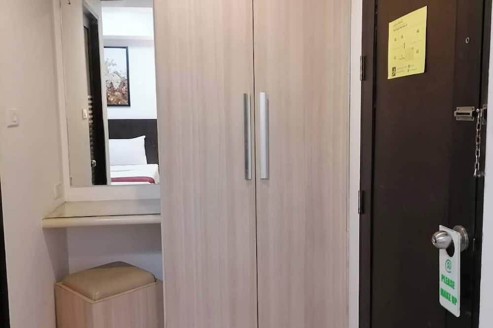 アット ホワイト パトン 写真