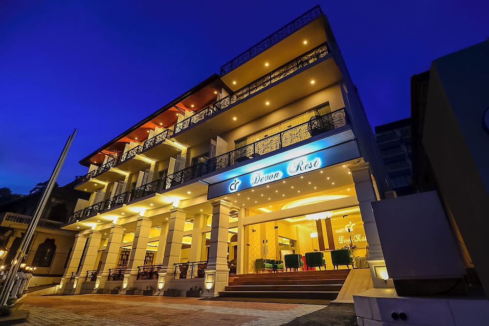 デヴォン レスト 写真