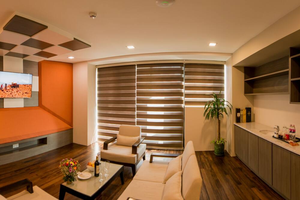 ホテル パラミ 写真