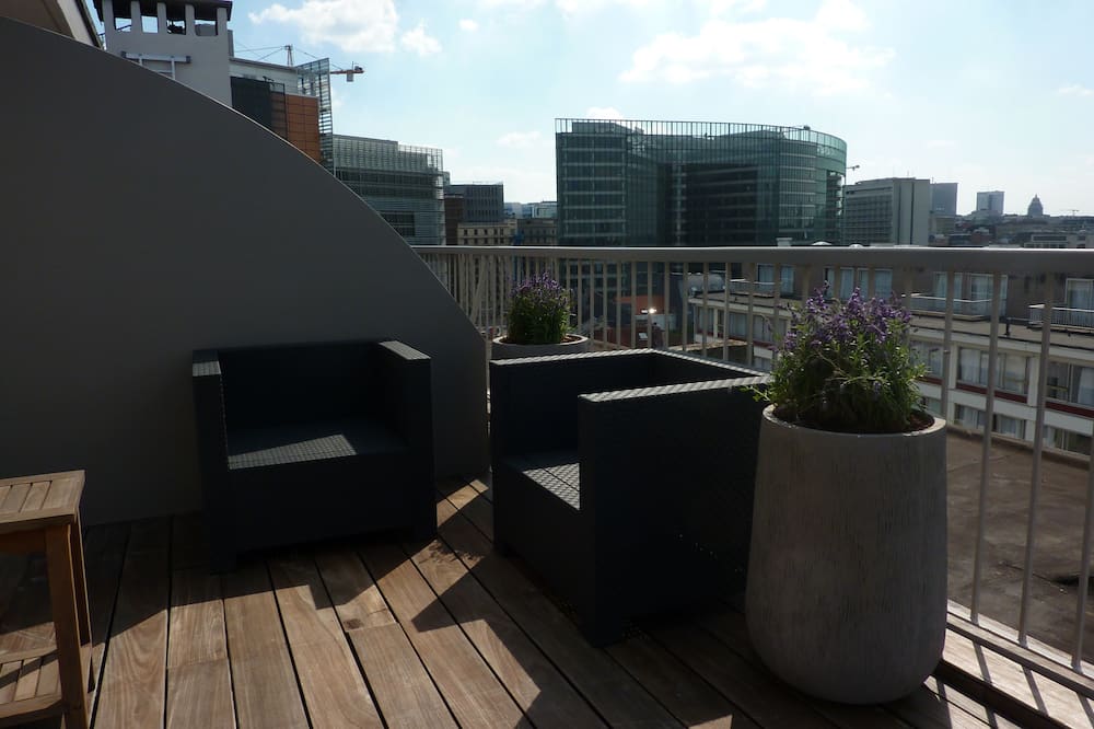 ニュー ホテル シャルルマーニュ 写真