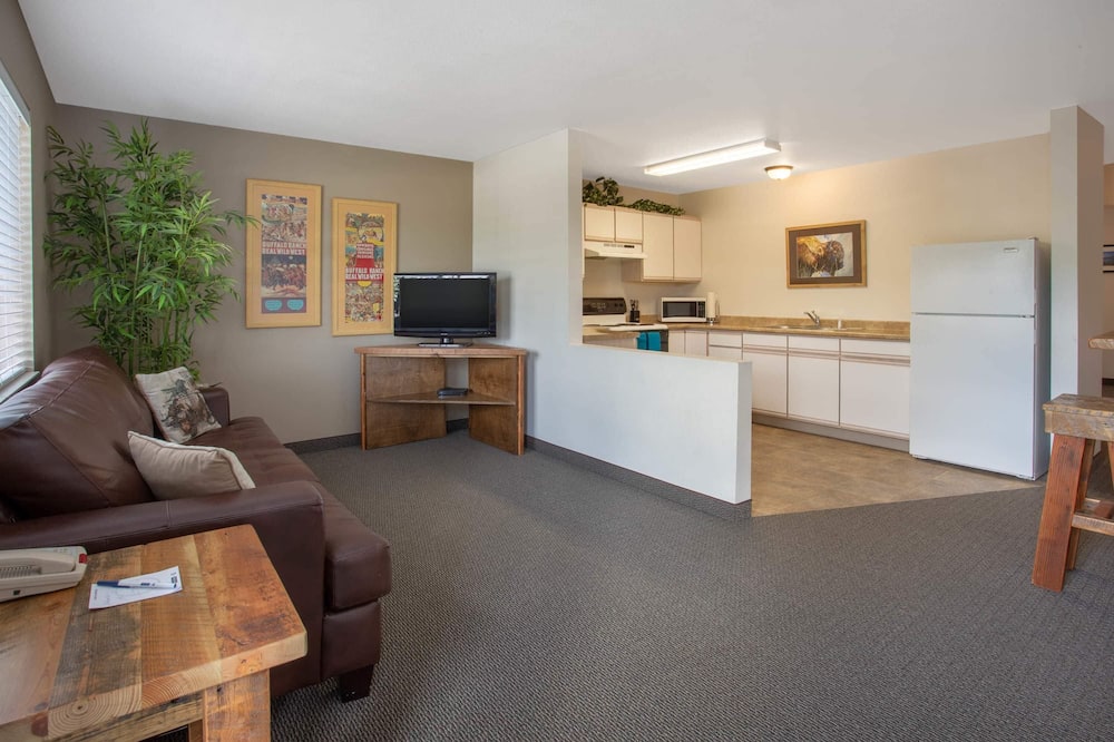 トラベロッジ バイ ウィンダム ガーディナー イエローストーン パーク ノース 写真