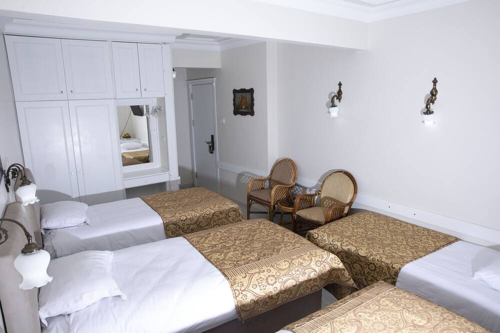 ハリ ホテル 写真