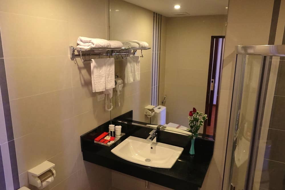 ゴールデン ハロン ホテル 写真