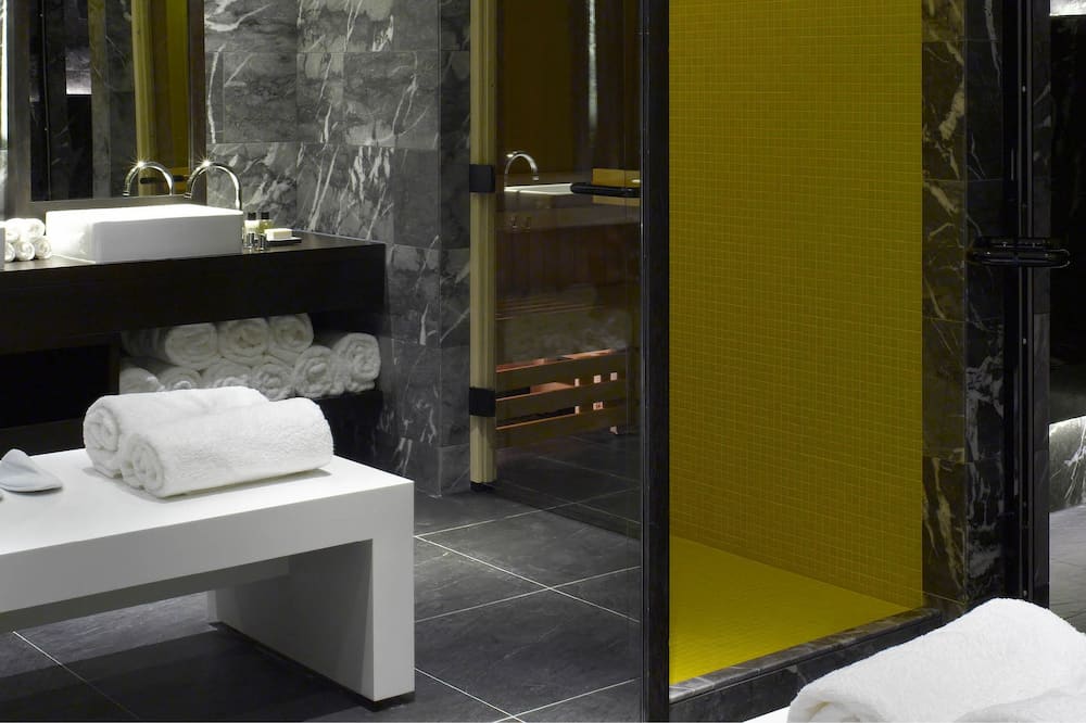 サウス プレイス ホテル 写真