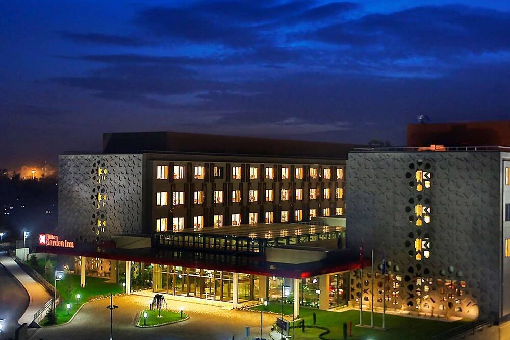 ヒルトン ガーデン イン コンヤ 写真