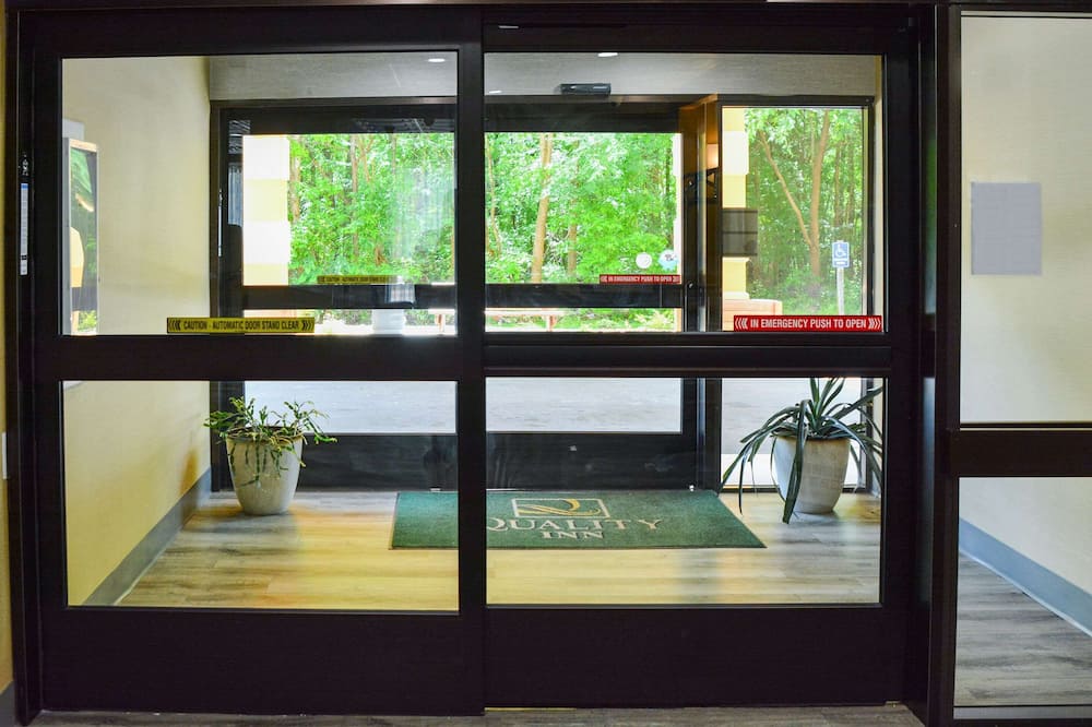 クオリティ イン ユニオン US ハイウェイ 176 写真