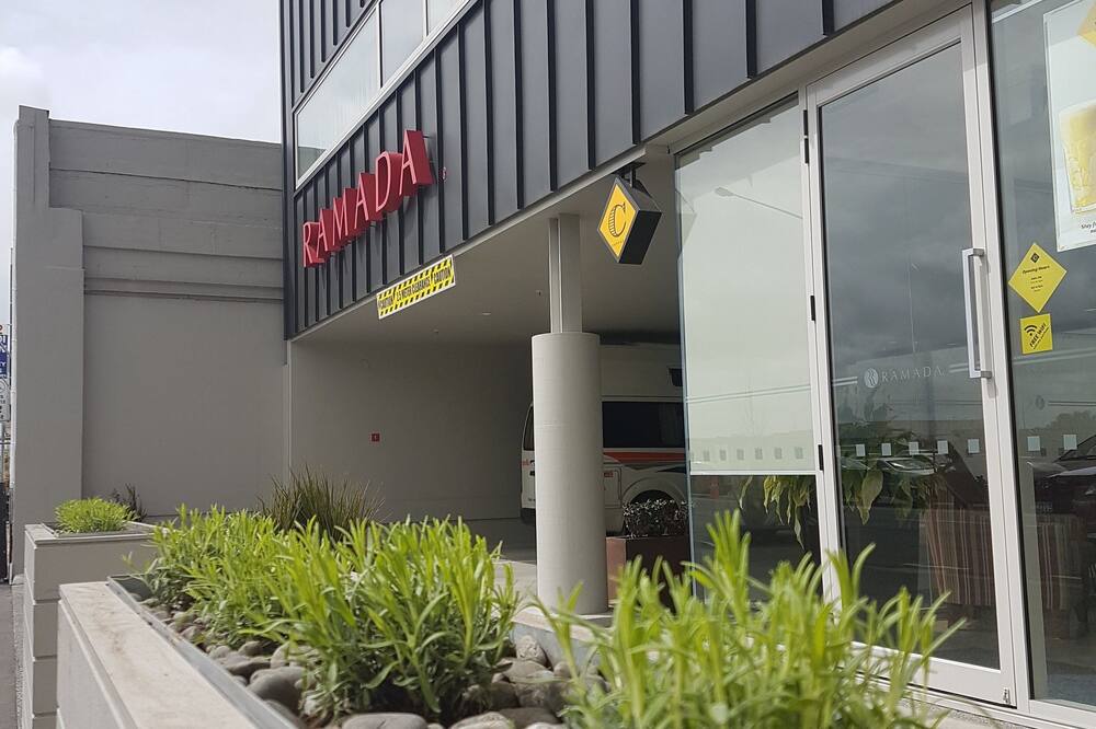 ラマダ スイーツ バイ ウィンダム クライストチャーチ シティ 写真