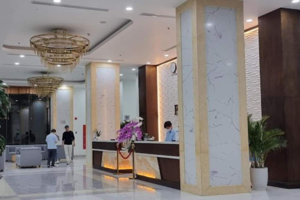 ピース ホテル ハ ロン 写真