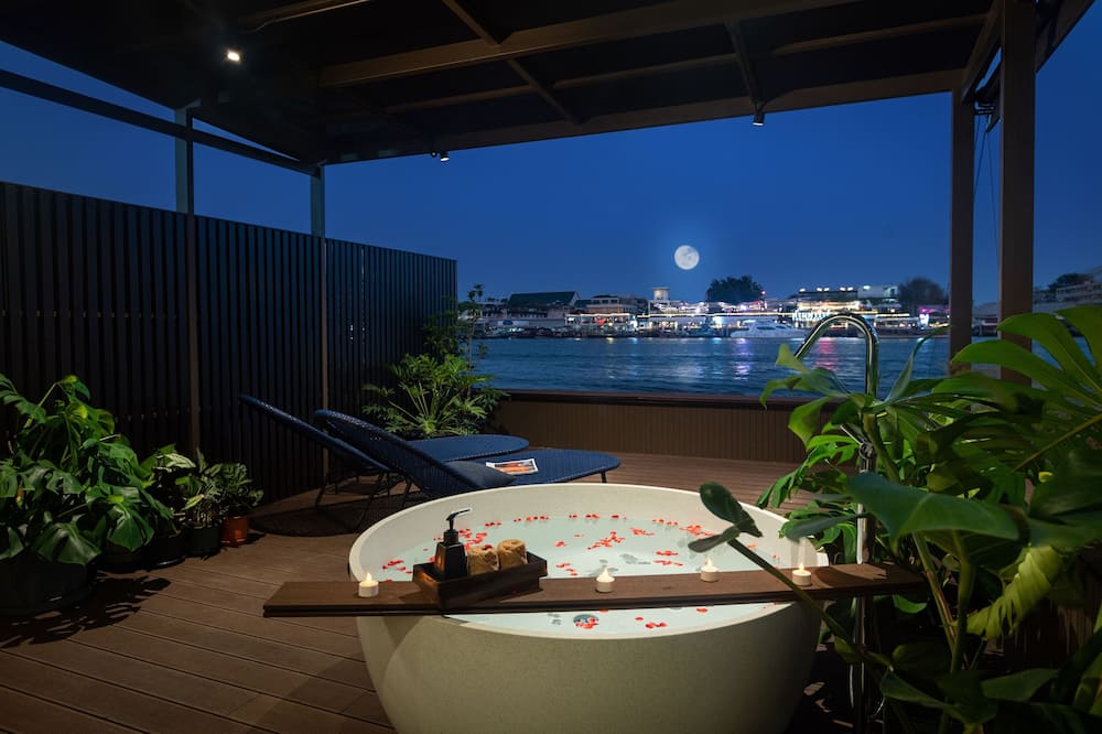 バーン ワンラン リバーサイド 写真