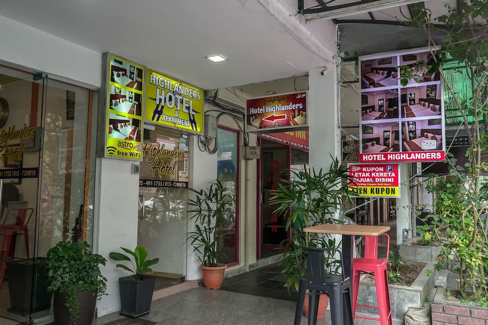 ハイランダーズ ホテル 写真