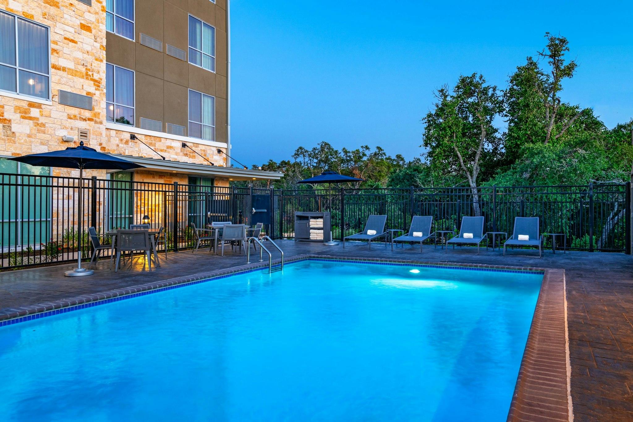 Courtyard by Marriott Austin Dripping Springs 写真