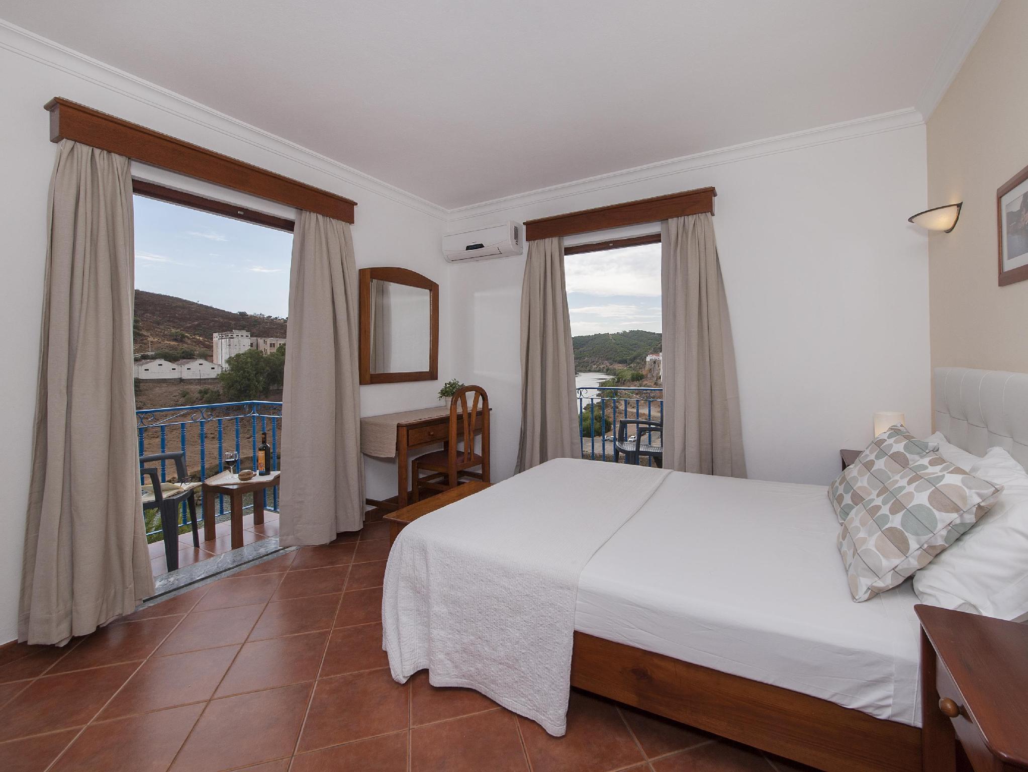 ベイラ リオ ホテル 写真