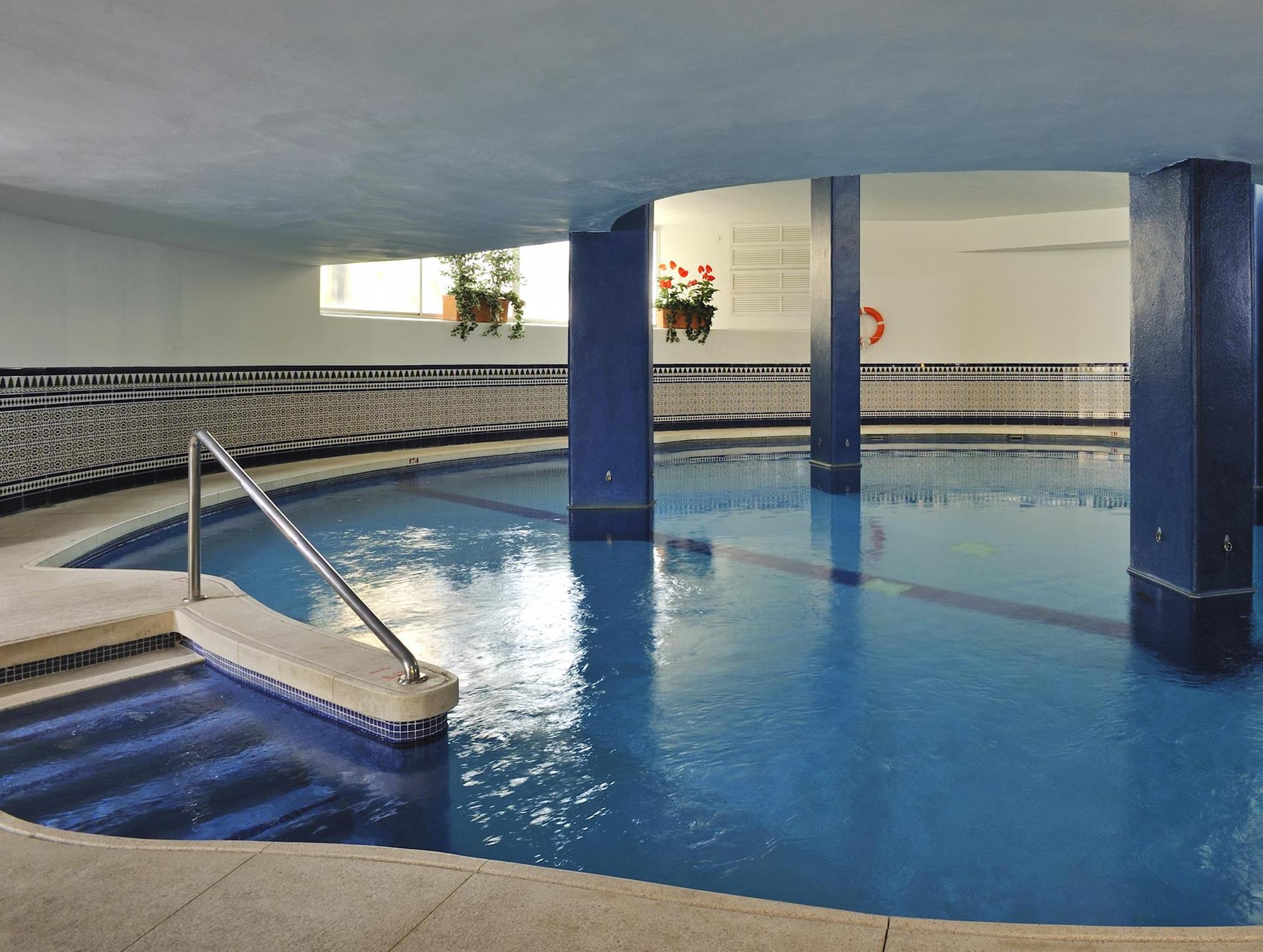 ソル トレモリノス - ドン パブロ 写真