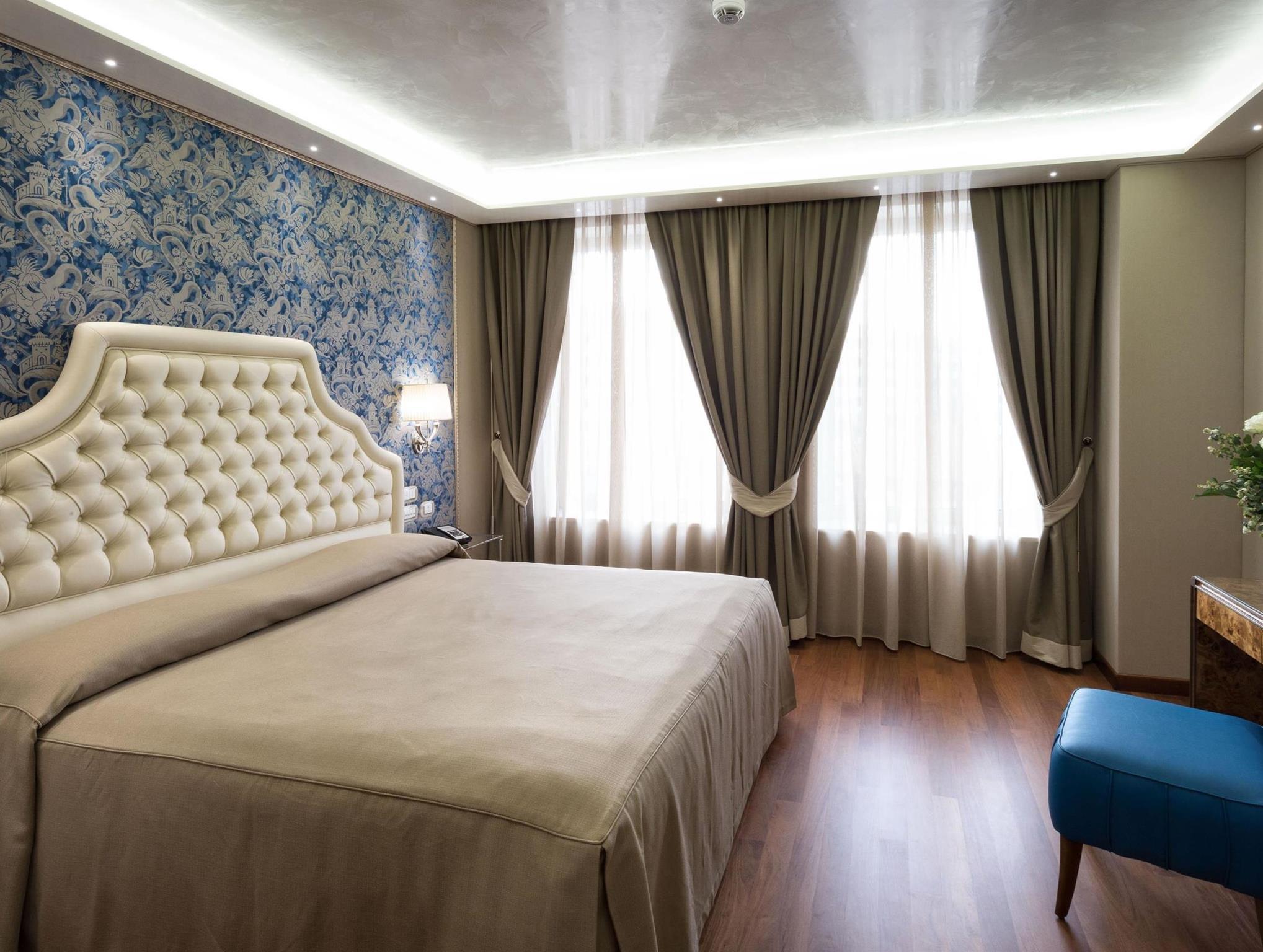 ホテル サンタ キアラ 写真